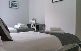 Chestnut House- 2 Bedroom House In Ashington, Northumberland